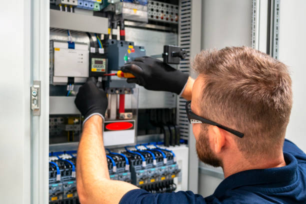 Best Affordable Electrician  in Batesville, TX