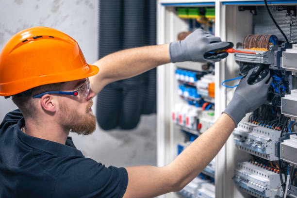 Best Local Electrician Companies  in Batesville, TX